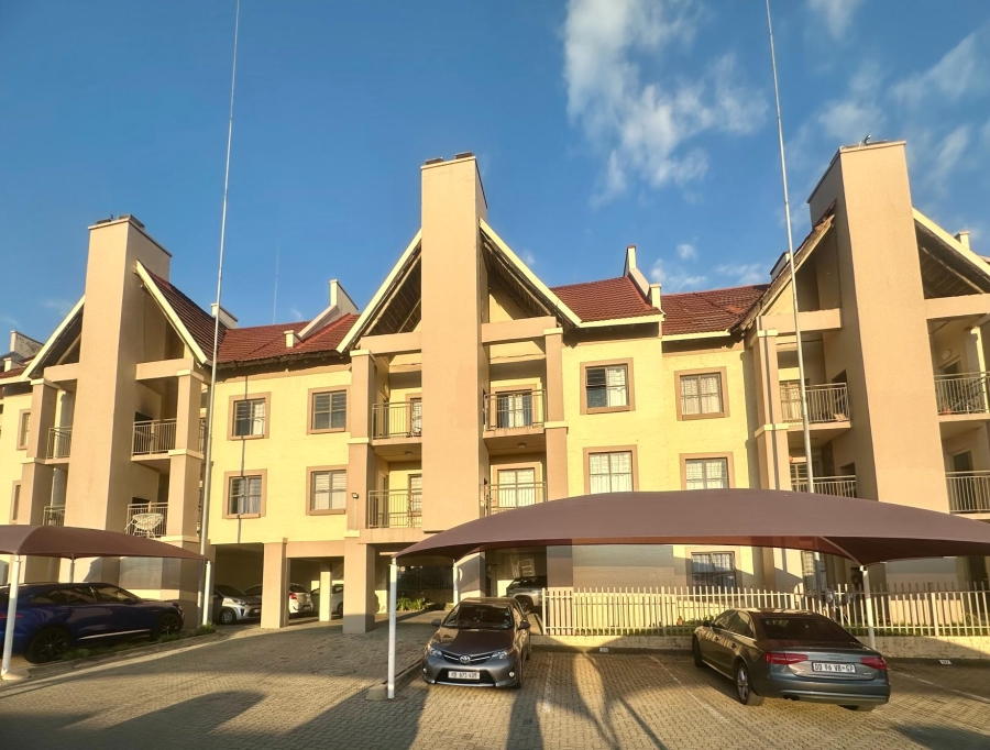 2 Bedroom Property for Sale in North Riding Gauteng