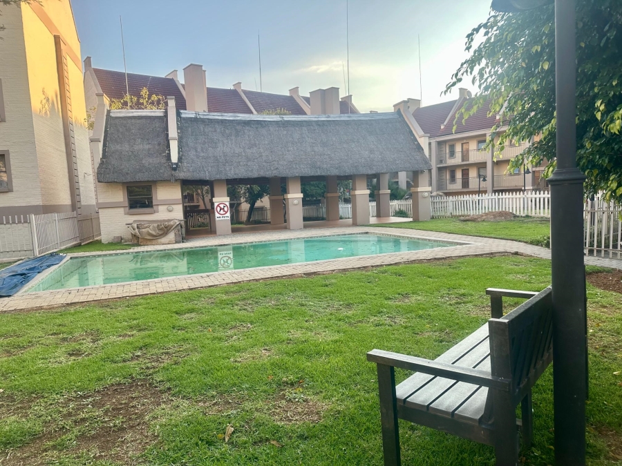 2 Bedroom Property for Sale in North Riding Gauteng
