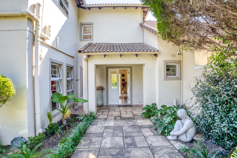 5 Bedroom Property for Sale in Chartwell Gauteng