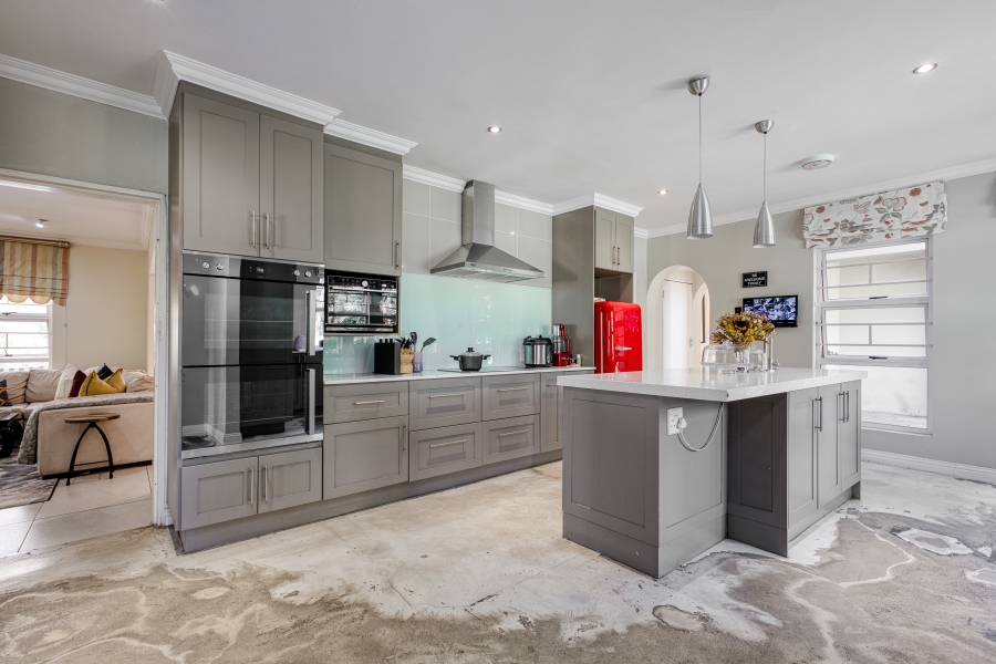 5 Bedroom Property for Sale in Chartwell Gauteng