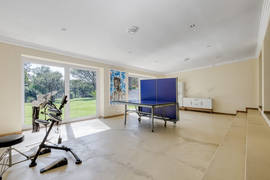 5 Bedroom Property for Sale in Chartwell Gauteng