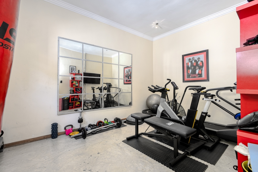 5 Bedroom Property for Sale in Chartwell Gauteng