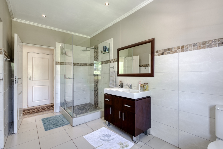 5 Bedroom Property for Sale in Chartwell Gauteng