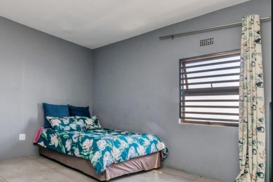 7 Bedroom Property for Sale in Austinview Gauteng