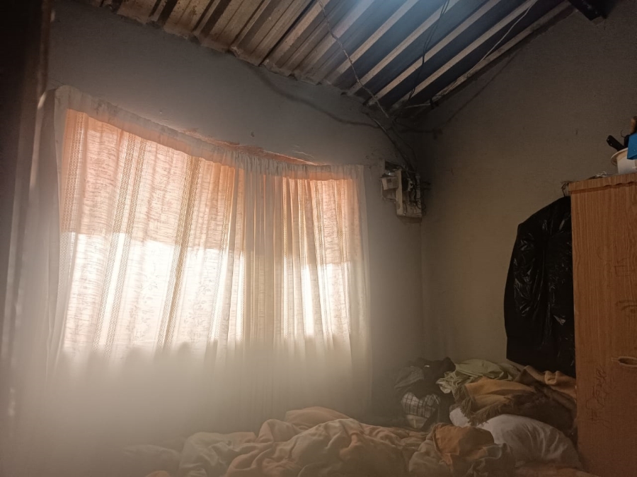 2 Bedroom Property for Sale in Tshepisong Gauteng