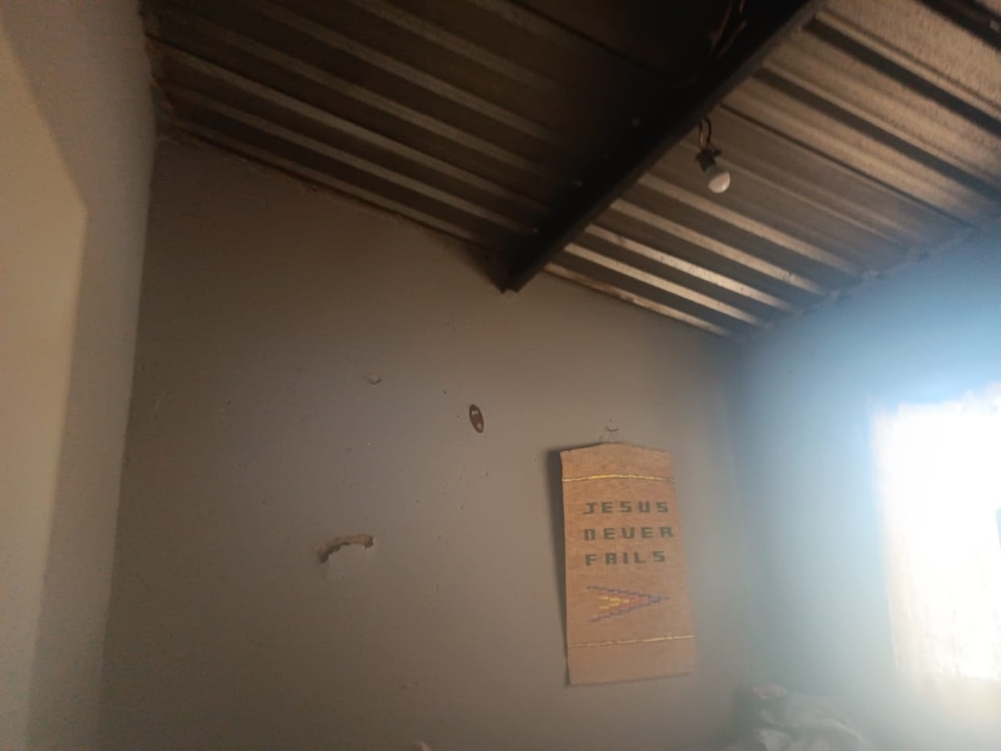 2 Bedroom Property for Sale in Tshepisong Gauteng