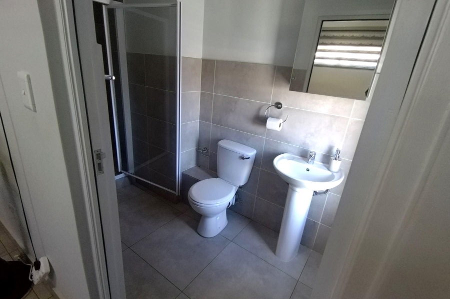 To Let 3 Bedroom Property for Rent in Thatchfield Estate Gauteng