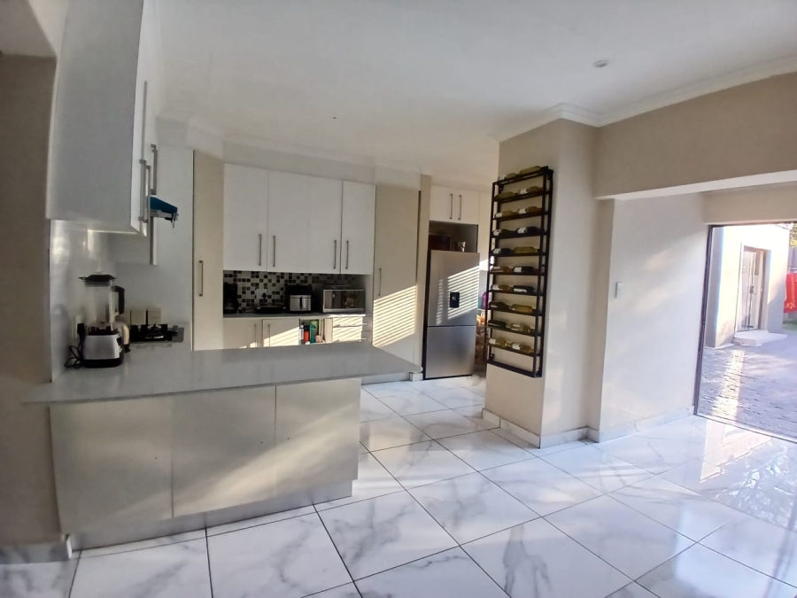 4 Bedroom Property for Sale in Lambton Gauteng