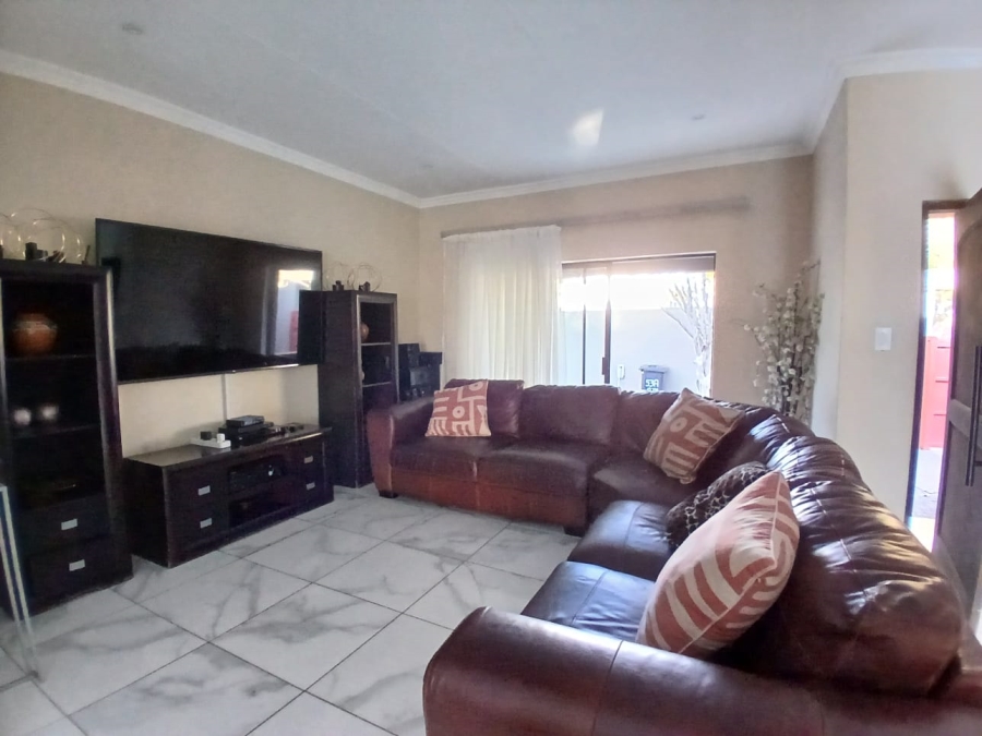 4 Bedroom Property for Sale in Lambton Gauteng
