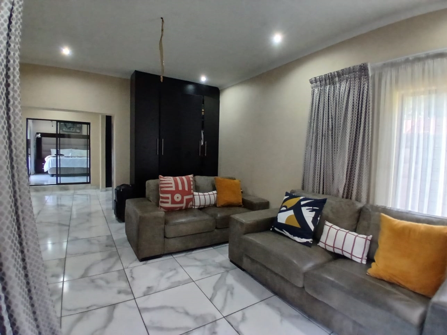 4 Bedroom Property for Sale in Lambton Gauteng