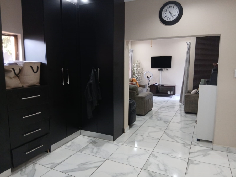 4 Bedroom Property for Sale in Lambton Gauteng