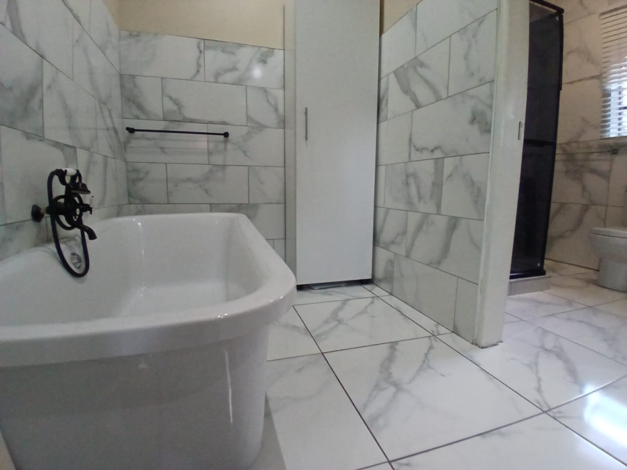 4 Bedroom Property for Sale in Lambton Gauteng