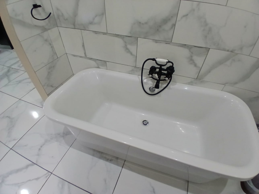 4 Bedroom Property for Sale in Lambton Gauteng