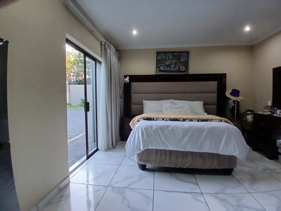 4 Bedroom Property for Sale in Lambton Gauteng