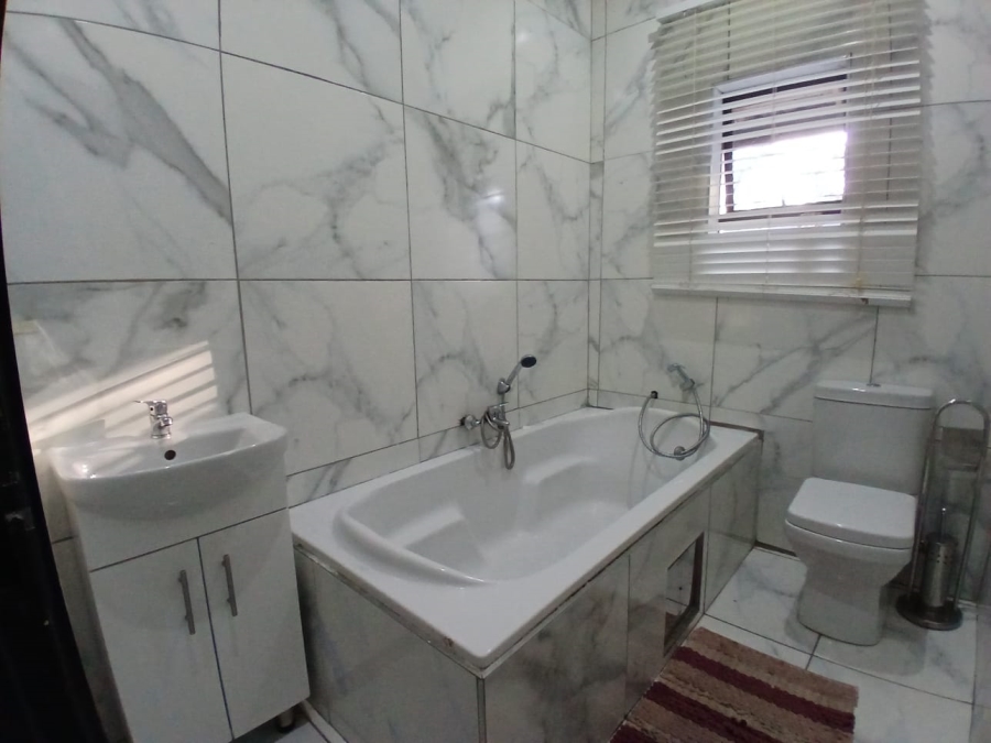 4 Bedroom Property for Sale in Lambton Gauteng