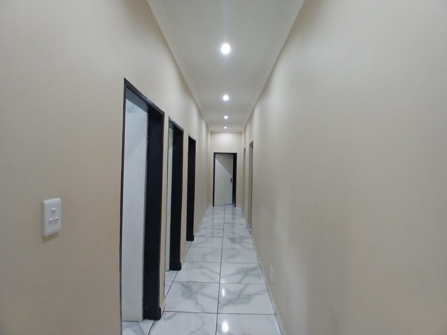4 Bedroom Property for Sale in Lambton Gauteng