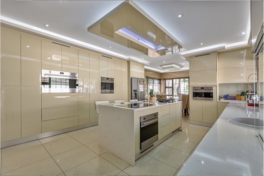 6 Bedroom Property for Sale in Bryanston Gauteng