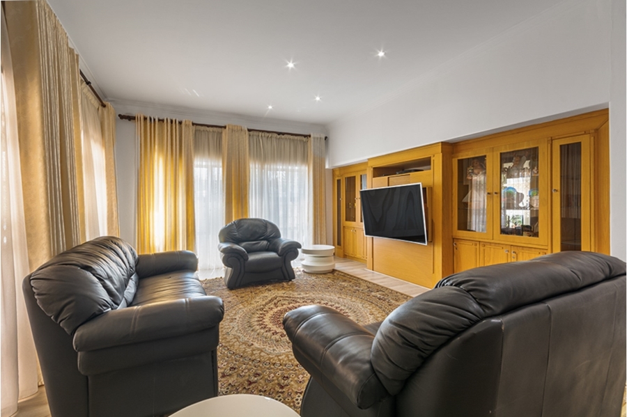 6 Bedroom Property for Sale in Bryanston Gauteng