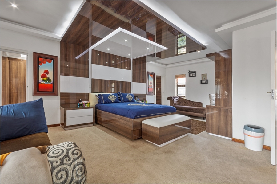 6 Bedroom Property for Sale in Bryanston Gauteng