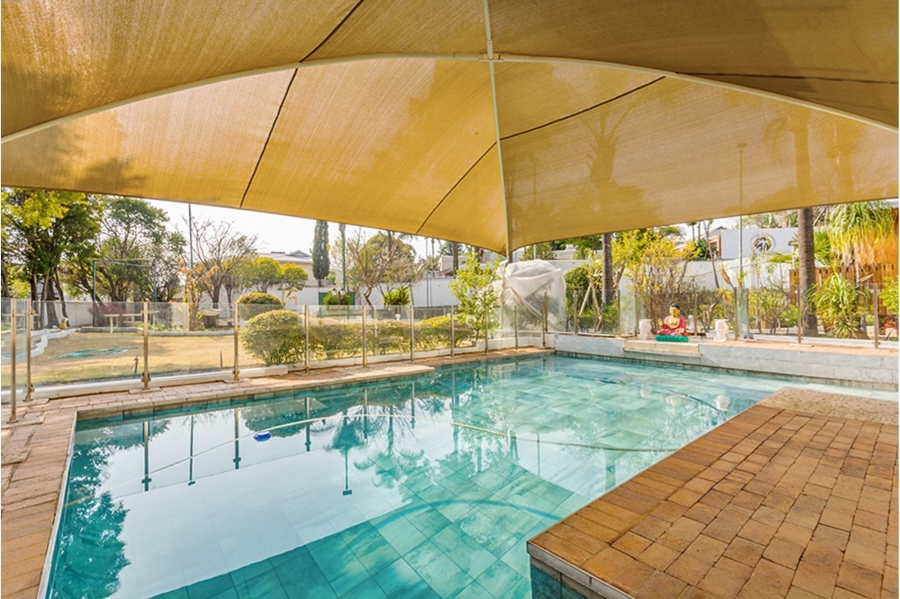 6 Bedroom Property for Sale in Bryanston Gauteng