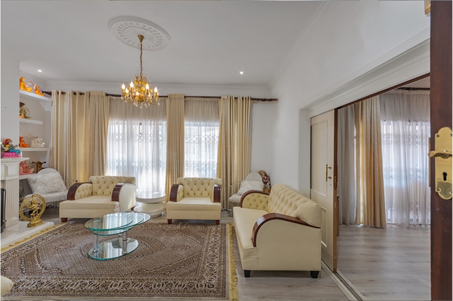 6 Bedroom Property for Sale in Bryanston Gauteng