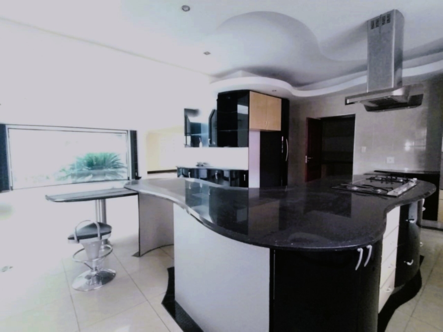 6 Bedroom Property for Sale in Westdene Gauteng