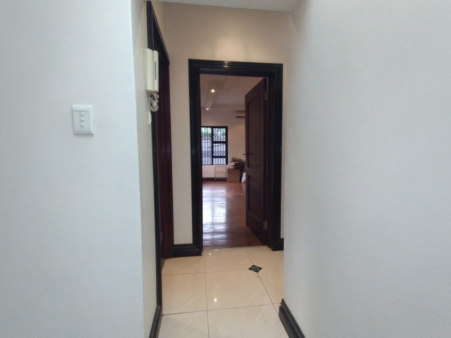 6 Bedroom Property for Sale in Westdene Gauteng