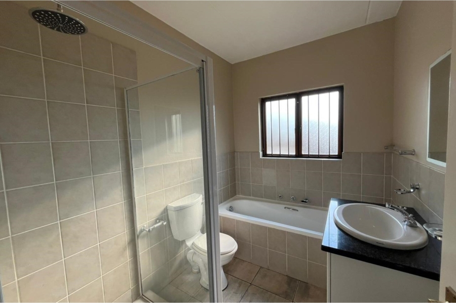 To Let 3 Bedroom Property for Rent in Paulshof Gauteng