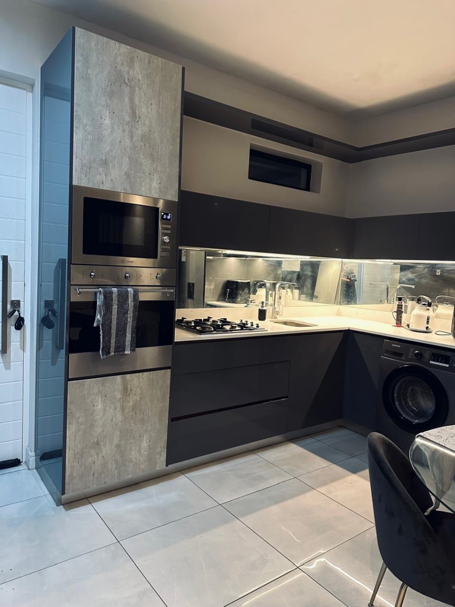1 Bedroom Property for Sale in Houghton Estate Gauteng