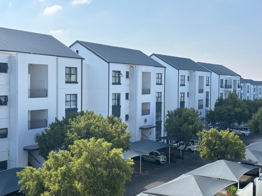 2 Bedroom Property for Sale in Greenstone Ridge Gauteng