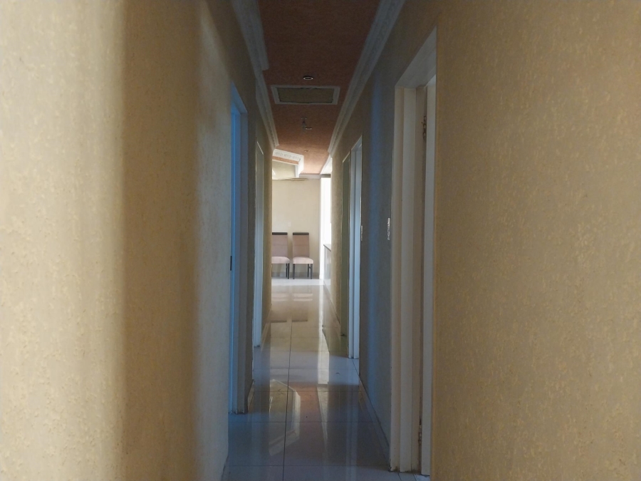 4 Bedroom Property for Sale in Ormonde Gauteng