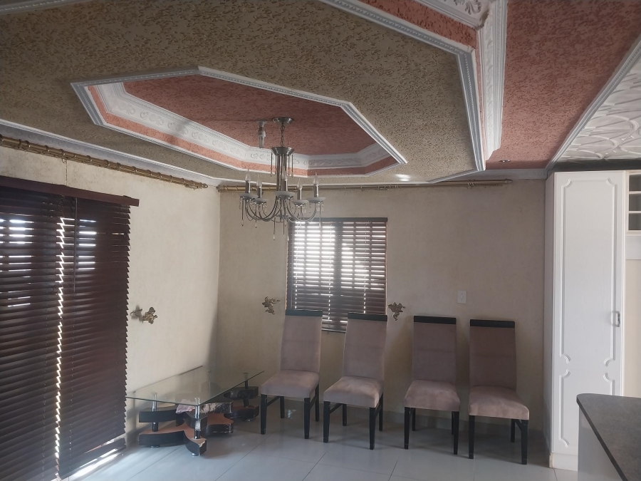4 Bedroom Property for Sale in Ormonde Gauteng