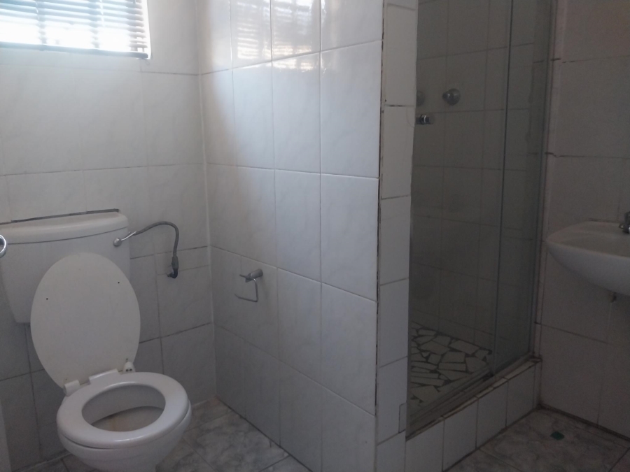 4 Bedroom Property for Sale in Ormonde Gauteng