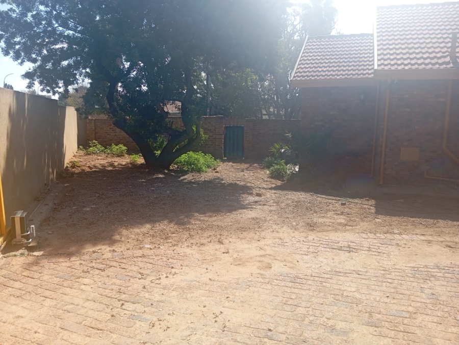 4 Bedroom Property for Sale in Norkem Park Gauteng