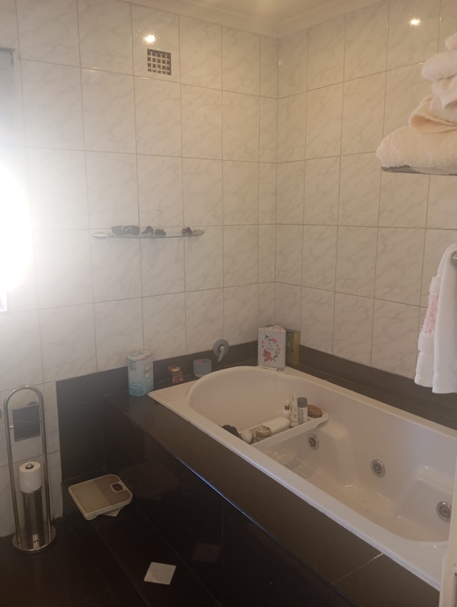 4 Bedroom Property for Sale in Norkem Park Gauteng