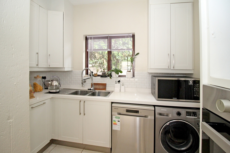 4 Bedroom Property for Sale in Broadacres Gauteng