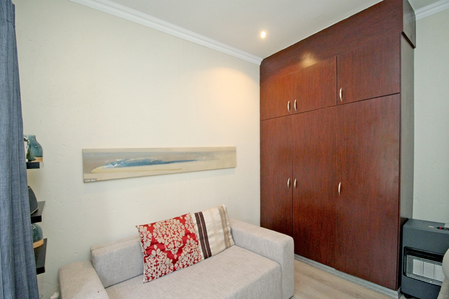 4 Bedroom Property for Sale in Broadacres Gauteng