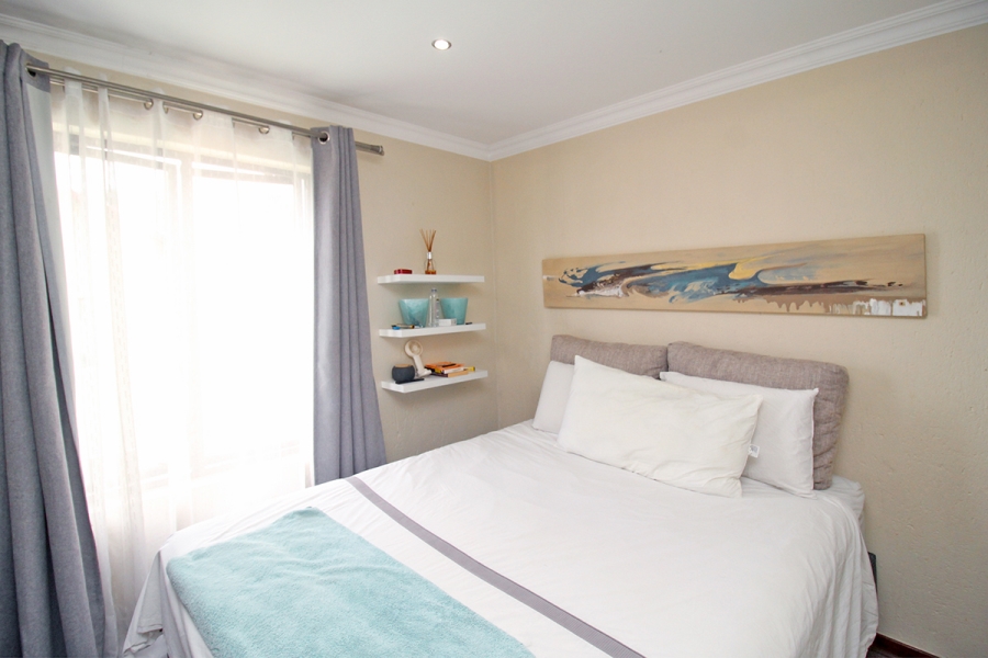 4 Bedroom Property for Sale in Broadacres Gauteng