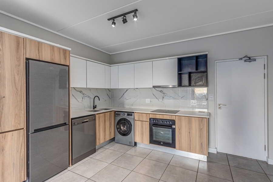 To Let 2 Bedroom Property for Rent in Waterfall Gauteng
