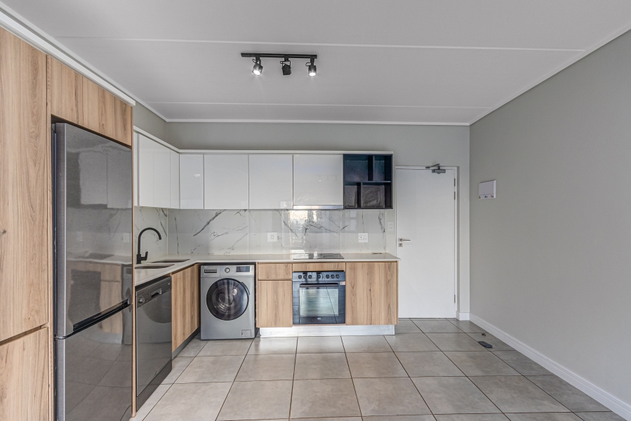 To Let 2 Bedroom Property for Rent in Waterfall Gauteng