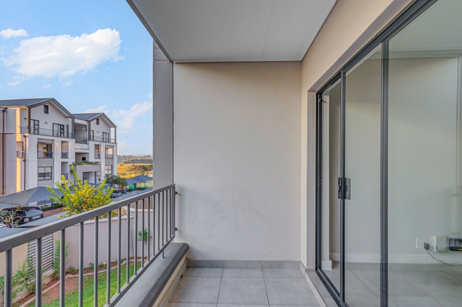 To Let 2 Bedroom Property for Rent in Waterfall Gauteng
