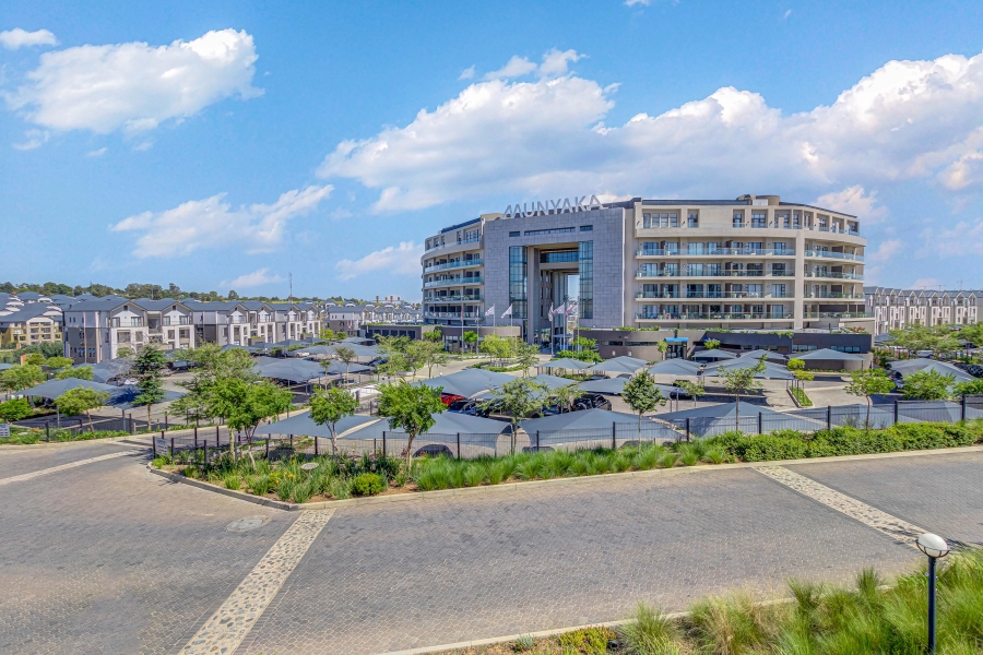 To Let 2 Bedroom Property for Rent in Waterfall Gauteng