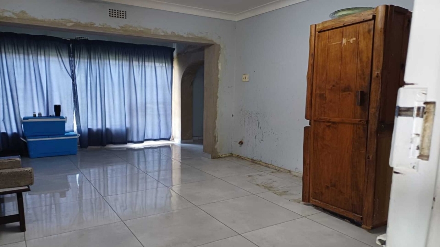 4 Bedroom Property for Sale in Sonland Park Gauteng