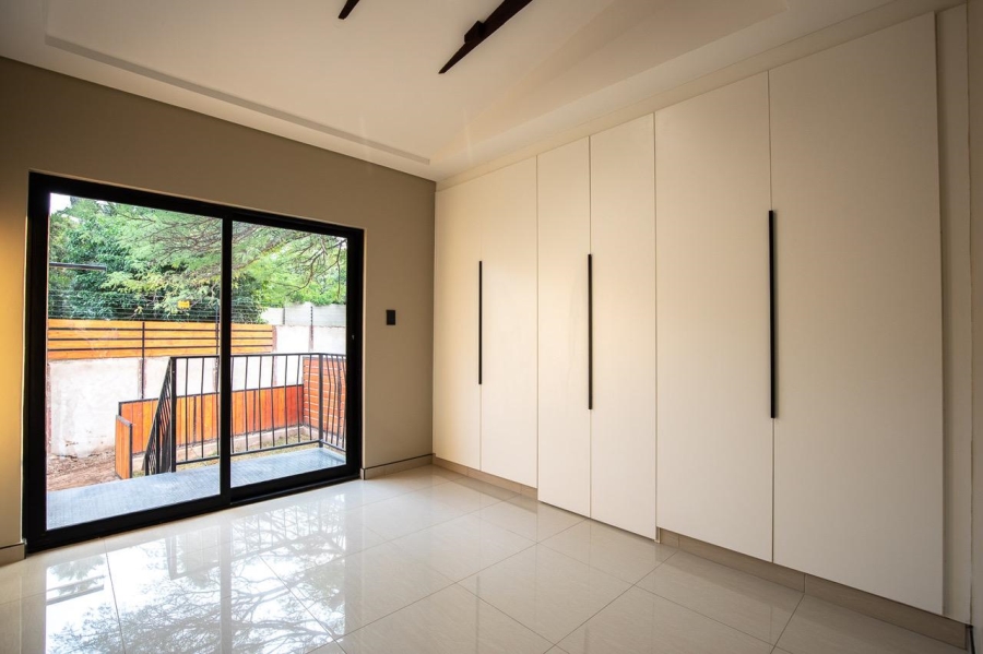 1 Bedroom Property for Sale in Waterkloof Glen Gauteng
