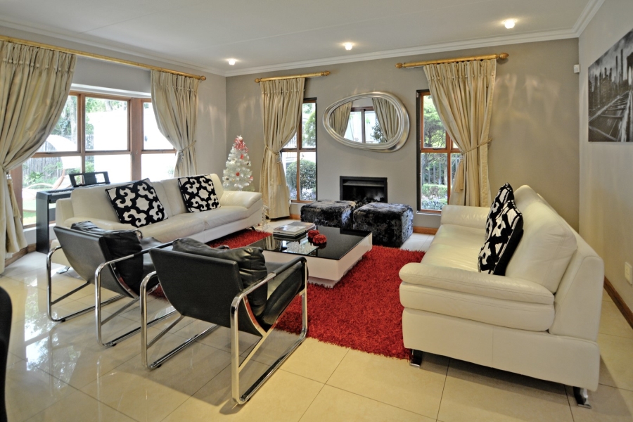 5 Bedroom Property for Sale in Bryanston Gauteng