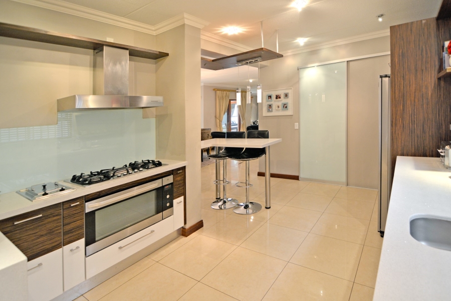5 Bedroom Property for Sale in Bryanston Gauteng