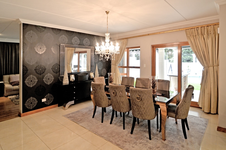 5 Bedroom Property for Sale in Bryanston Gauteng