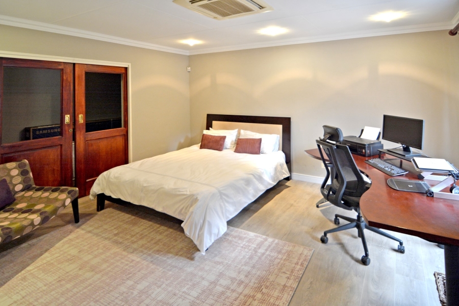 5 Bedroom Property for Sale in Bryanston Gauteng
