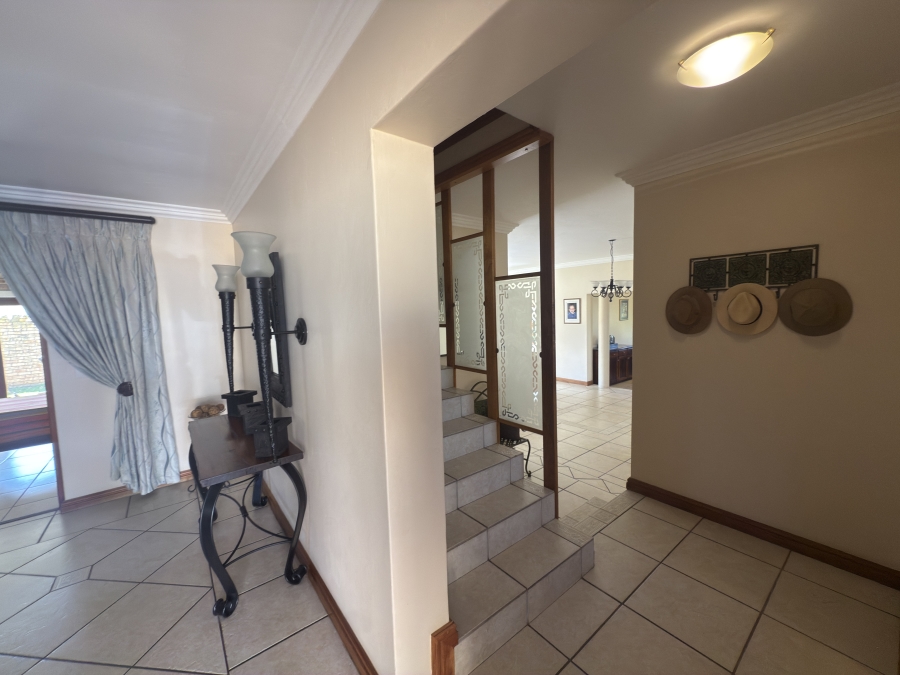 4 Bedroom Property for Sale in Ruimsig Gauteng