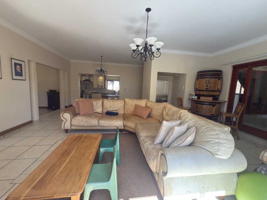 4 Bedroom Property for Sale in Ruimsig Gauteng